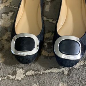 Black Michael Kors flats